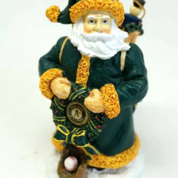 ๐๐2/$10๐๐ Oakland A's Olde World Santa Claus Christmas Ornament MLB Limited Ed - Picture 2 of 7